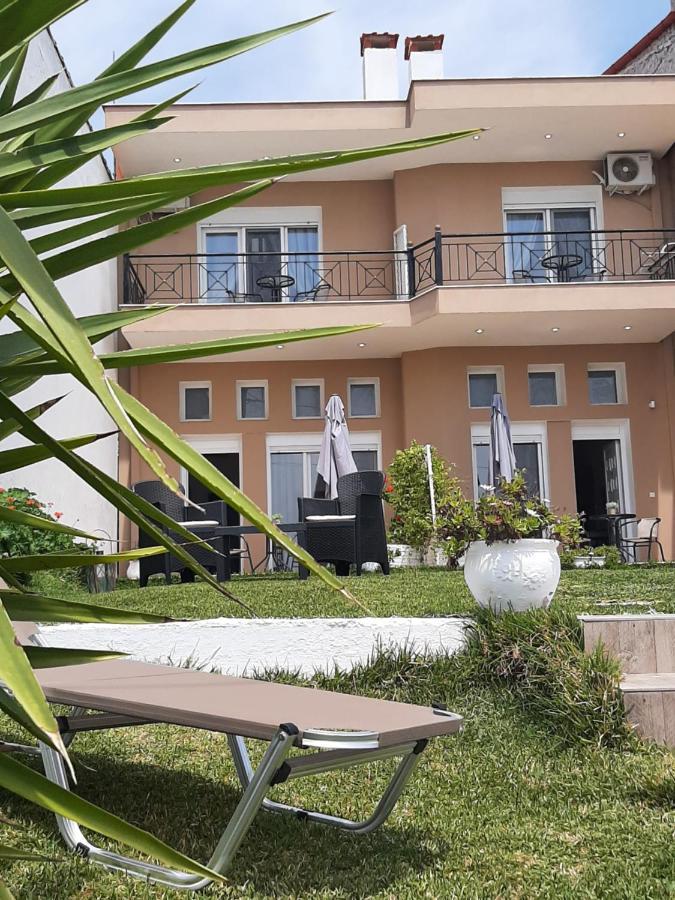 Christina'S Sea House Apartment Nikiti  Bagian luar foto