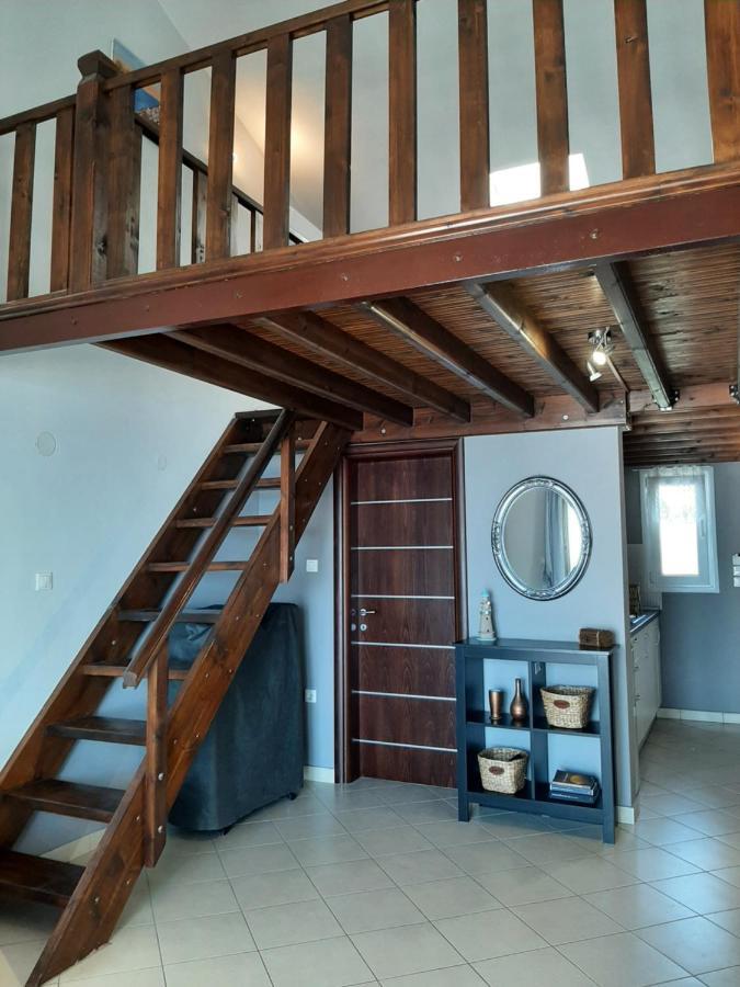 Christina'S Sea House Apartment Nikiti  Bagian luar foto
