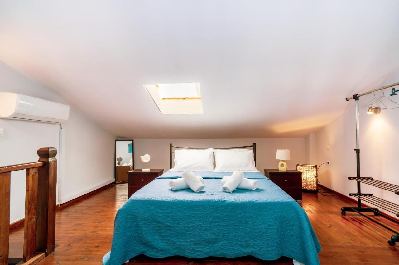 Christina'S Sea House Apartment Nikiti  Bagian luar foto